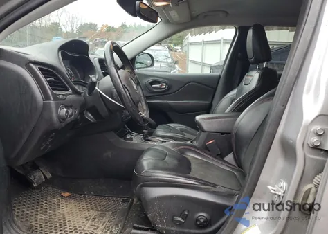 2019 Jeep Cherokee Trailhawk z USA, uszkodzony, nr VIN 1C4PJMBXXKD295262